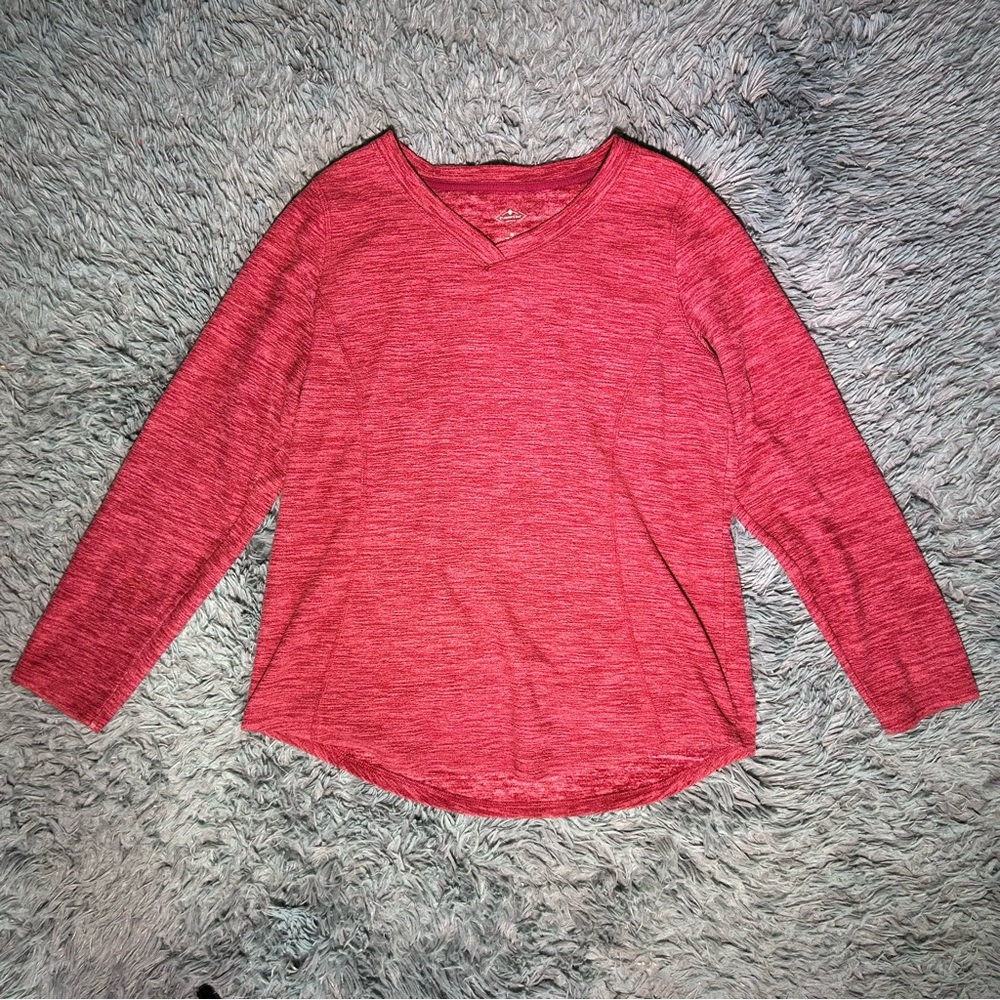 St. John's Bay Active Wear Red Long Sleeve V-Neck Tee Size Medium